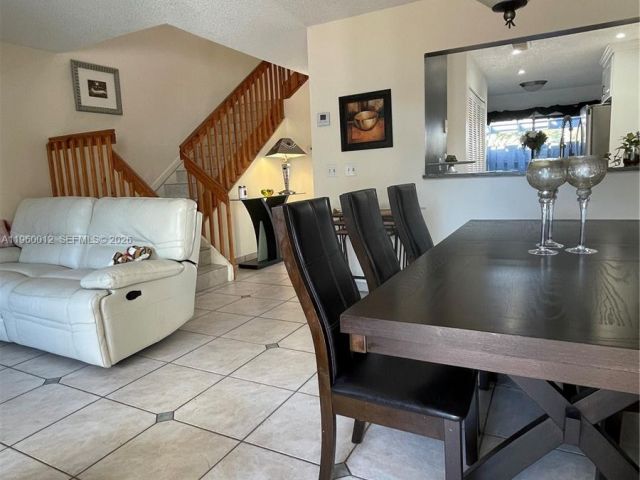 Дом в аренду по адресу 1422 Amanda St 1422 - фото 7474165