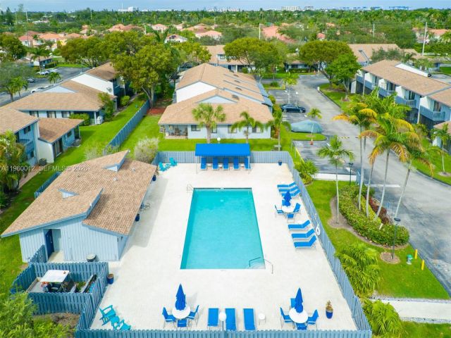 Дом в аренду по адресу 1422 Amanda St 1422 - фото 7474169