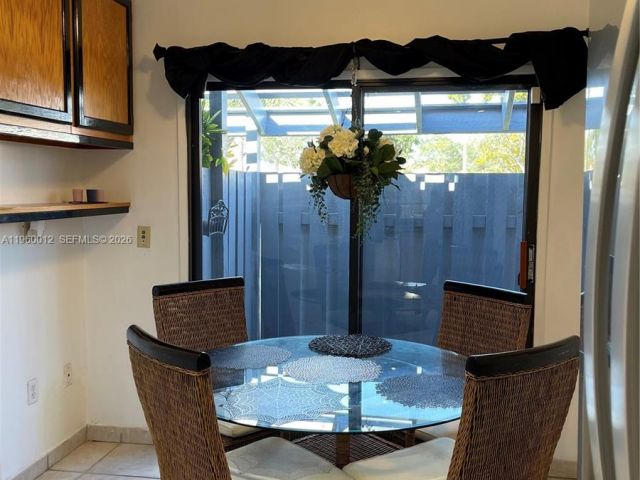 Дом в аренду по адресу 1422 Amanda St 1422 - фото 7474177