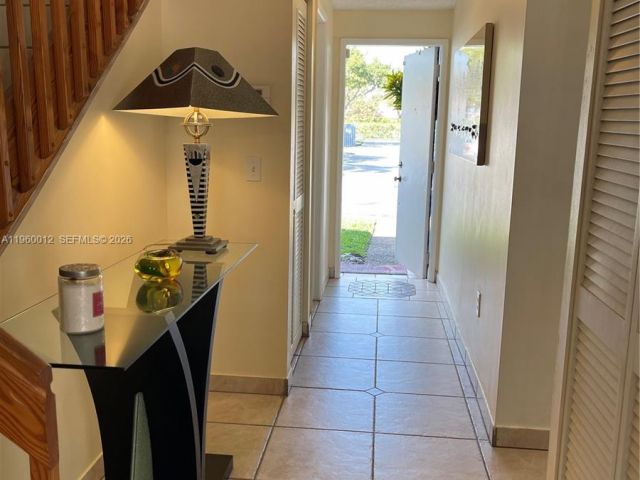 Дом в аренду по адресу 1422 Amanda St 1422 - фото 7474184