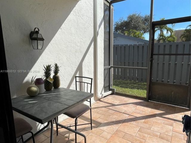 Дом в аренду по адресу 1422 Amanda St 1422 - фото 7474189