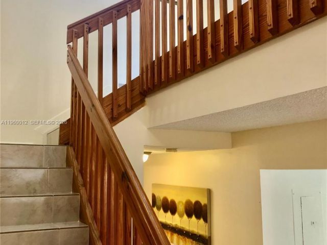 Дом в аренду по адресу 1422 Amanda St 1422 - фото 7474191