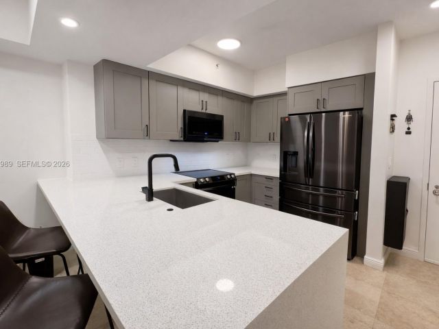 Квартира в аренду номер708E - фото 7503367