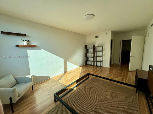 Квартира в аренду номер708E - фото 7503372