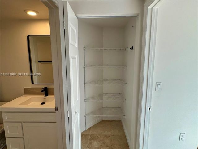 Квартира в аренду номер708E - фото 7503375