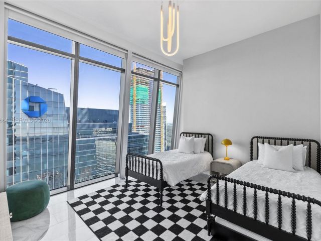 Продажа квартиры #4401 - фото 7408505