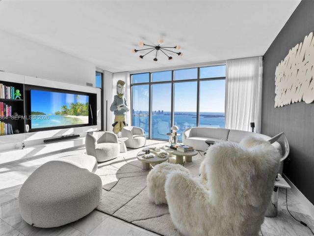 Продажа квартиры #4401 - фото 7408526