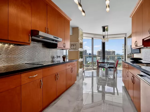 Продажа квартиры #2602 - фото 7368317