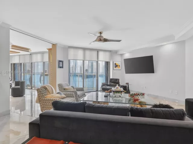 Продажа квартиры #2602 - фото 7368308