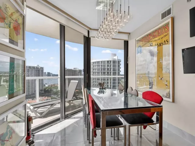 Продажа квартиры #2602 - фото 7368313