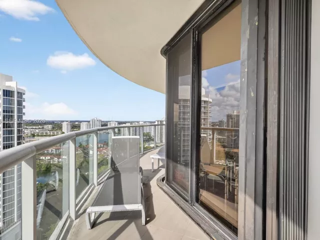 Продажа квартиры #2602 - фото 7368305