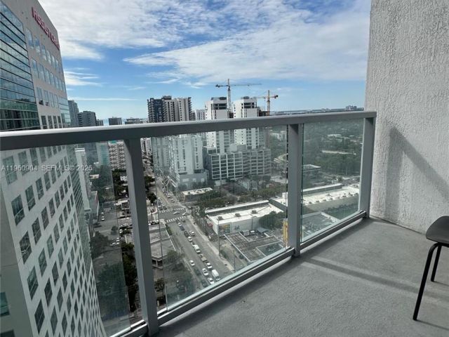 Квартира в аренду номер2406 - фото 7440521