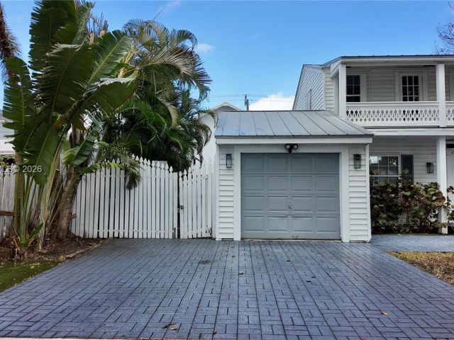 Продажа дома по адресу 201 Nottingham Blvd - фото 7449766