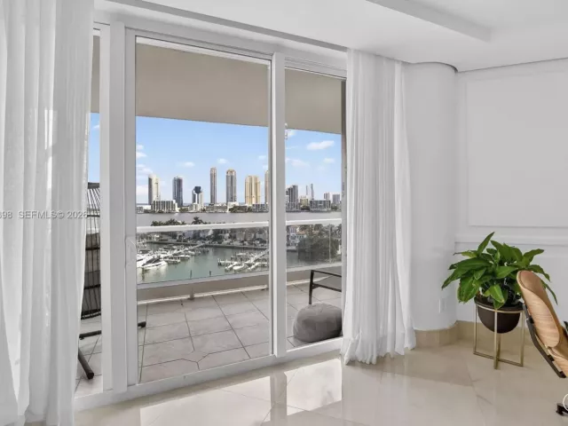 Продажа квартиры #1109 - фото 7375698