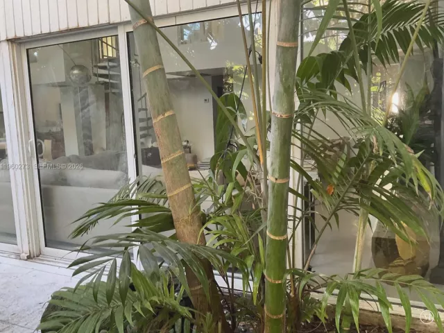 Дом в аренду по адресу 2485 Inagua Ave - фото 7371203