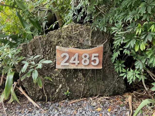 Дом в аренду по адресу 2485 Inagua Ave - фото 7371204