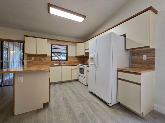 Продажа дома по адресу 14464 SW 96th Ter - фото 7434114