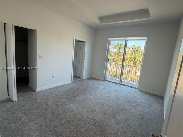 Дом в аренду по адресу 679 SE 13th St Cir 679 - фото 7485668