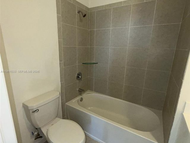 Дом в аренду по адресу 679 SE 13th St Cir 679 - фото 7485676