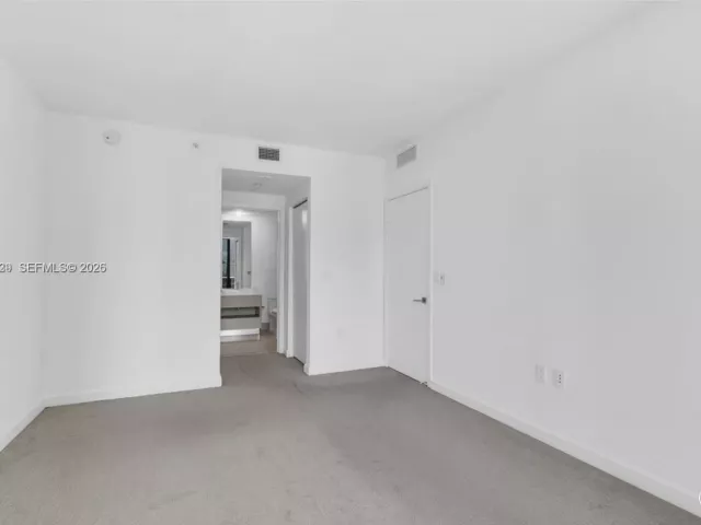 Продажа квартиры #2204 - фото 7367195