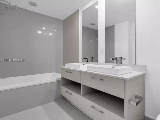 Продажа квартиры #2204 - фото 7367187