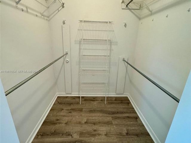 Дом в аренду по адресу 15430 NW 12th Ct 0 - фото 7455423