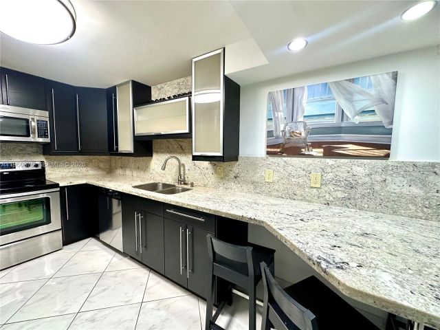 Продажа квартиры #701 - фото 7486497