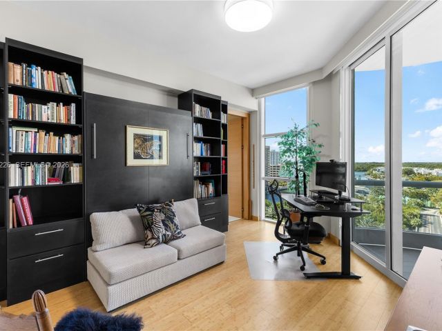 Продажа квартиры #1001 - фото 7372097