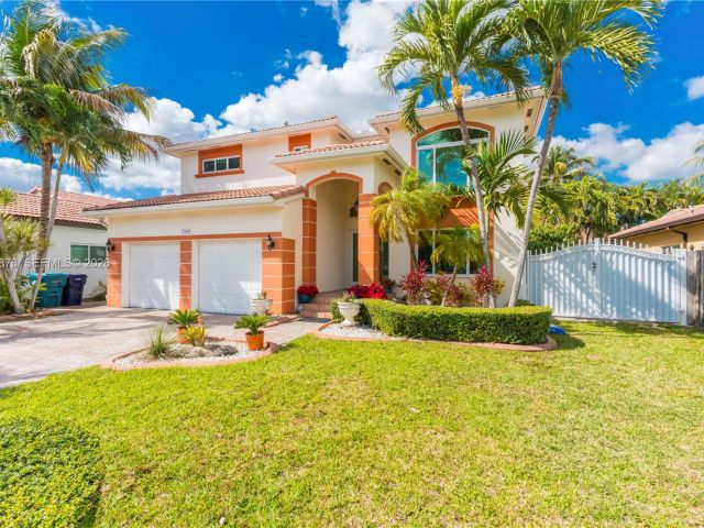 Продажа дома по адресу 2680 SW 142nd Ave - фото 7449092