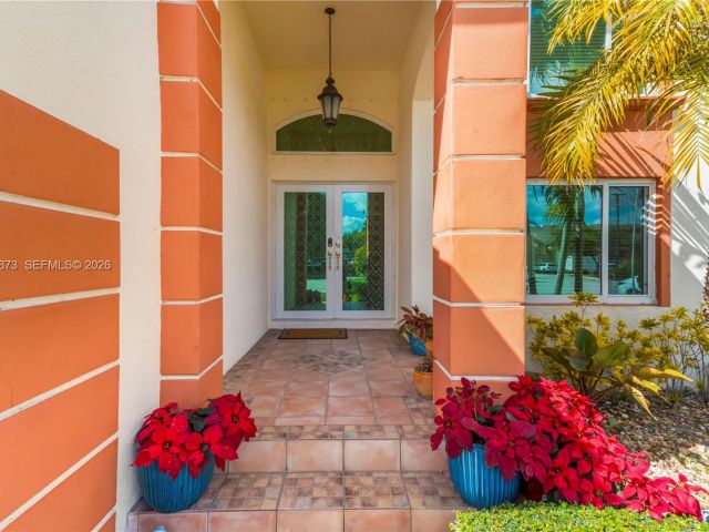 Продажа дома по адресу 2680 SW 142nd Ave - фото 7449097