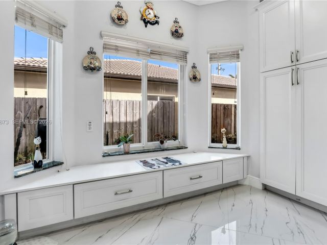 Продажа дома по адресу 2680 SW 142nd Ave - фото 7449108