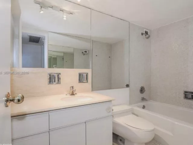 Квартира в аренду номер3H - фото 7381705