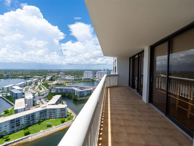 Квартира в аренду номер2812 - фото 7375633