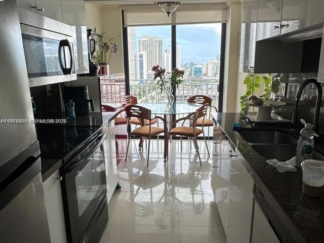 Продажа квартиры #2202 - фото 7375887