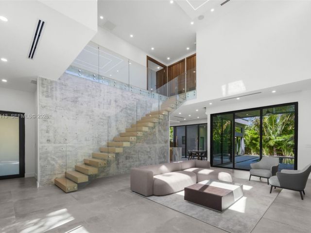 Продажа дома по адресу 441 NW 44th St - фото 7446343