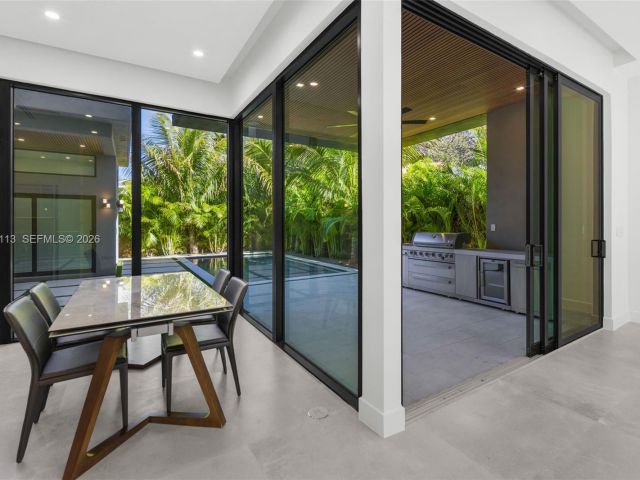 Продажа дома по адресу 441 NW 44th St - фото 7446346