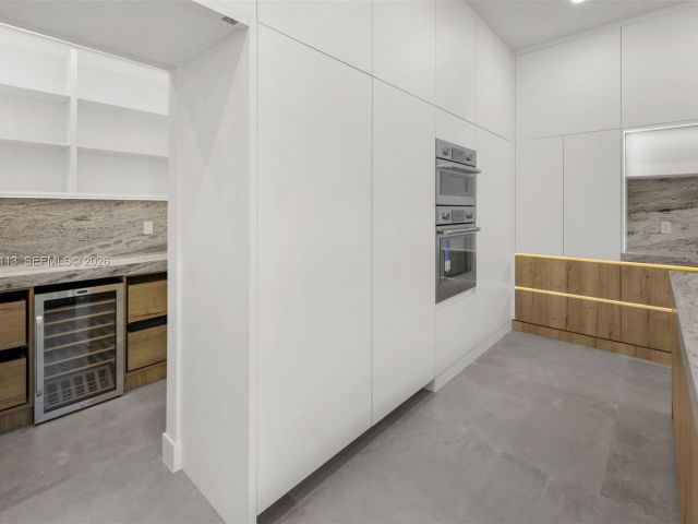 Продажа дома по адресу 441 NW 44th St - фото 7446352