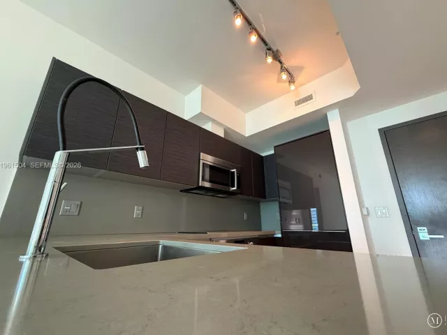 Продажа квартиры #3204 - фото 7450287