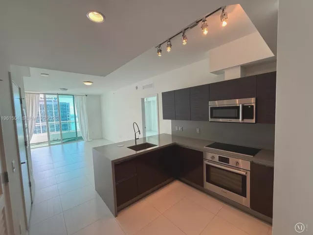 Продажа квартиры #3204 - фото 7450288