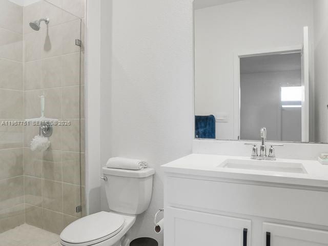 Дом в аренду по адресу 816 NW 3rd Ter 818 - фото 7478184