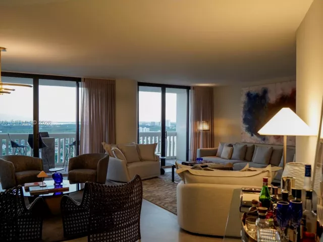 Продажа квартиры #2404 - фото 7388758