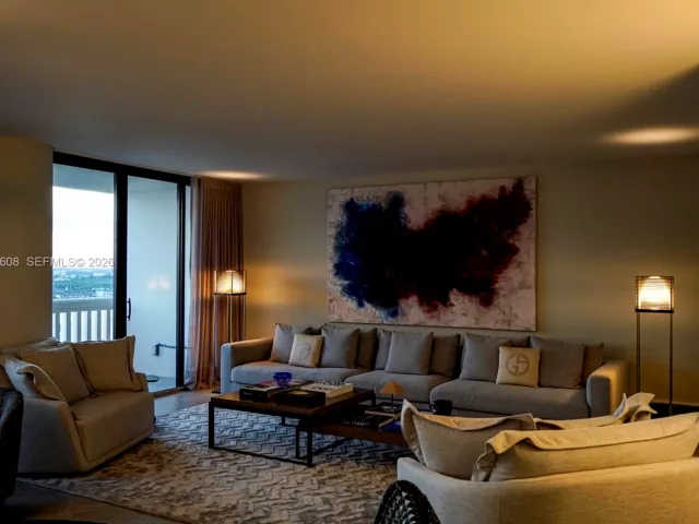 Продажа квартиры #2404 - фото 7388759