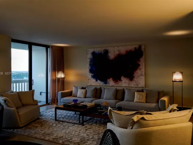 Продажа квартиры #2404 - фото 7388760