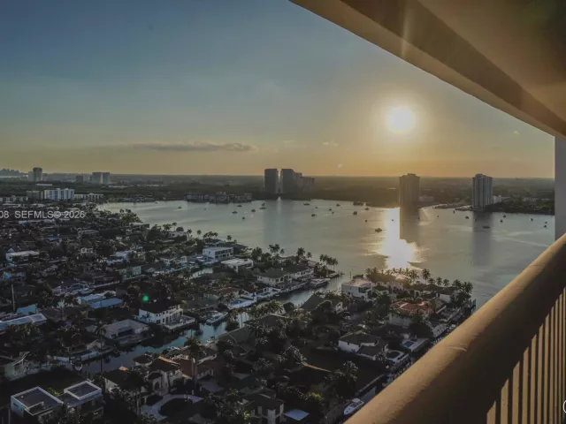 Продажа квартиры #2404 - фото 7388754