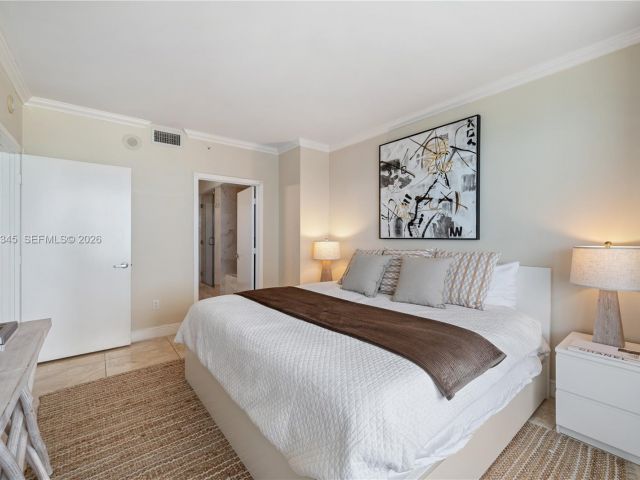 Продажа квартиры # - фото 7392864