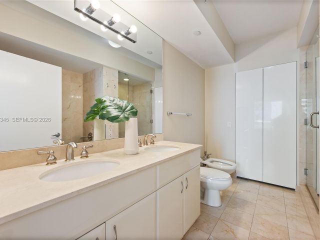 Продажа квартиры # - фото 7392883