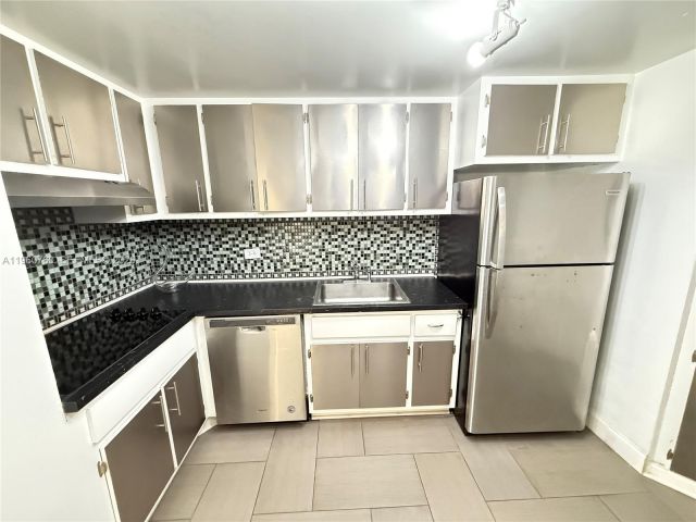 Продажа квартиры #761 - фото 7447368