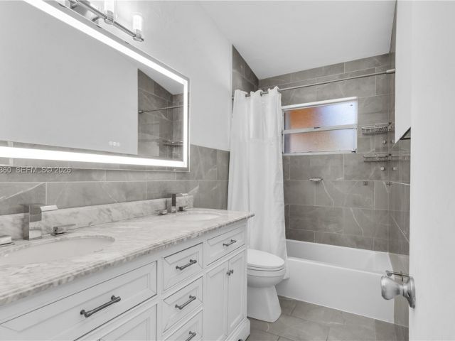 Дом в аренду по адресу 11535 Lincoln Blvd 0 - фото 7499192