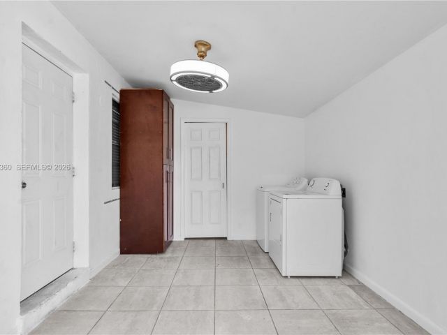 Дом в аренду по адресу 11535 Lincoln Blvd 0 - фото 7499197