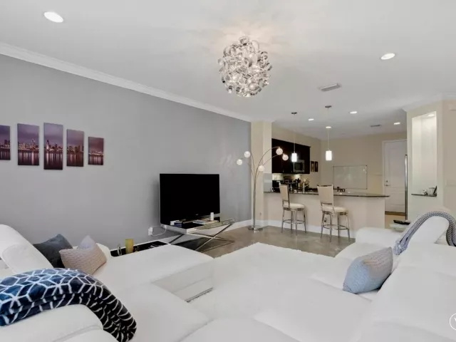 Продажа дома по адресу 2086 Foxtail View Court - фото 8014226